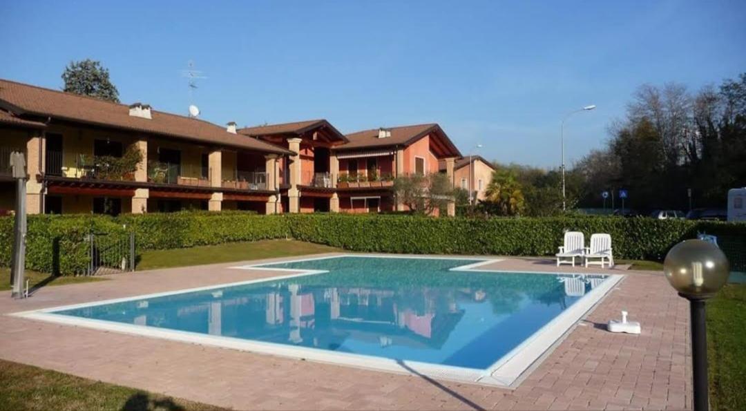Casa Alena Apartamento Peschiera del Garda Exterior foto